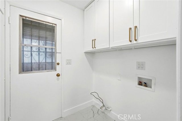 18932 Ballinger Street, Northridge (los Angeles), CA 91324