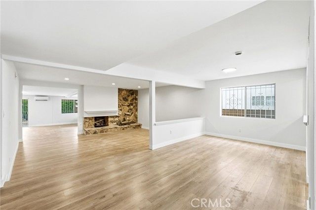 18932 Ballinger Street, Northridge (los Angeles), CA 91324