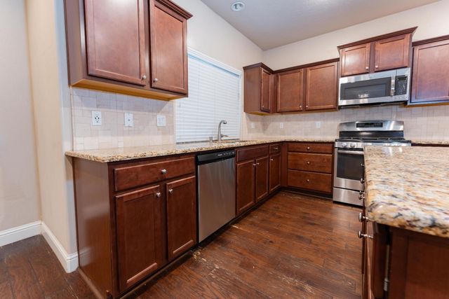 6162 E Farrin Avenue, Fresno, CA 93727
