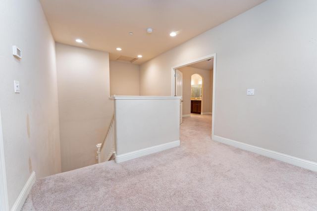 6162 E Farrin Avenue, Fresno, CA 93727