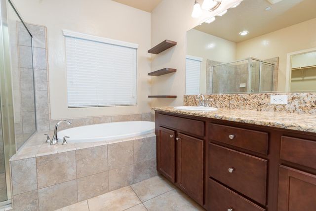 6162 E Farrin Avenue, Fresno, CA 93727