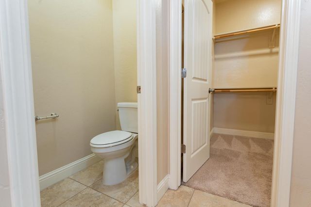 6162 E Farrin Avenue, Fresno, CA 93727