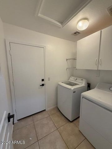 364 W THOMPSON Place, Chandler, AZ 85286