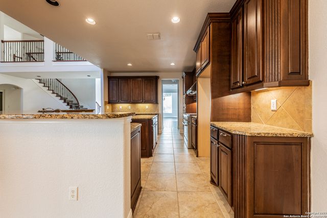 7426 Hovingham, San Antonio, TX 78257