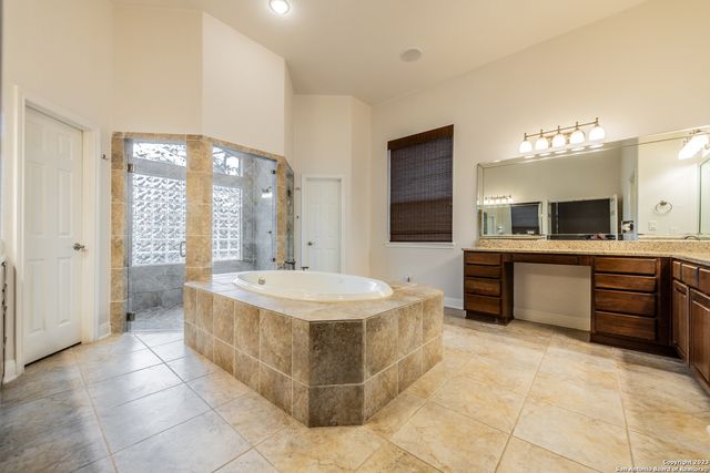 7426 Hovingham, San Antonio, TX 78257