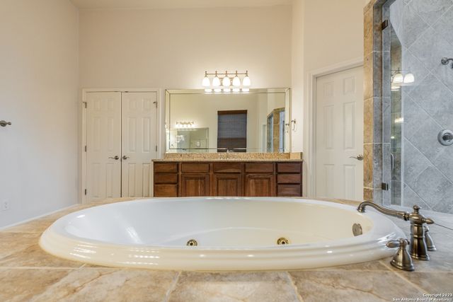 7426 Hovingham, San Antonio, TX 78257