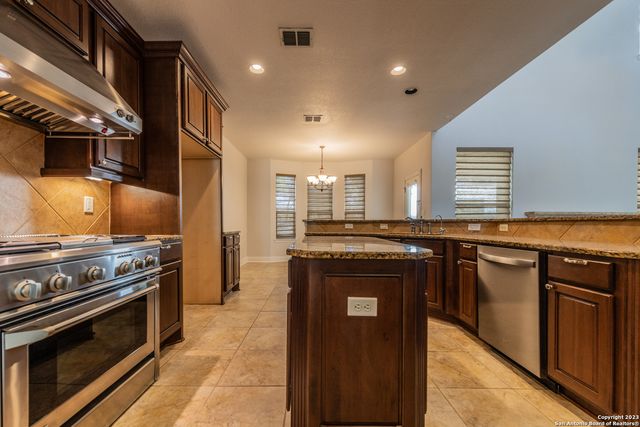 7426 Hovingham, San Antonio, TX 78257