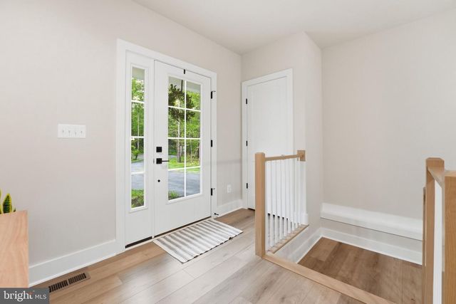 230 TRANQUIL WOOD LN, Winchester, VA 22602