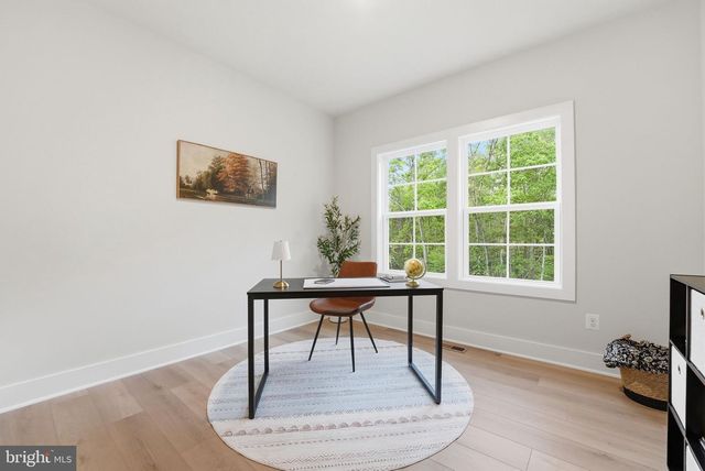 230 TRANQUIL WOOD LN, Winchester, VA 22602
