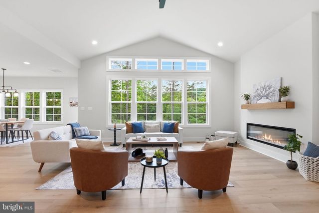 230 TRANQUIL WOOD LN, Winchester, VA 22602