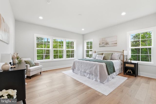 230 TRANQUIL WOOD LN, Winchester, VA 22602