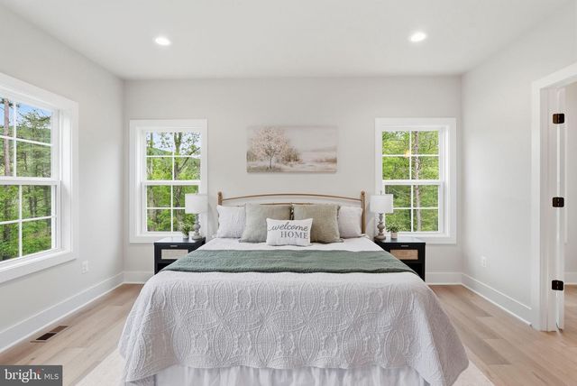 230 TRANQUIL WOOD LN, Winchester, VA 22602