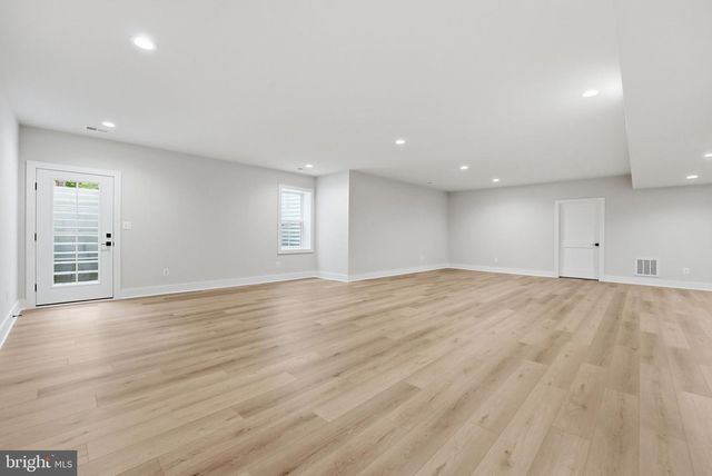 230 TRANQUIL WOOD LN, Winchester, VA 22602