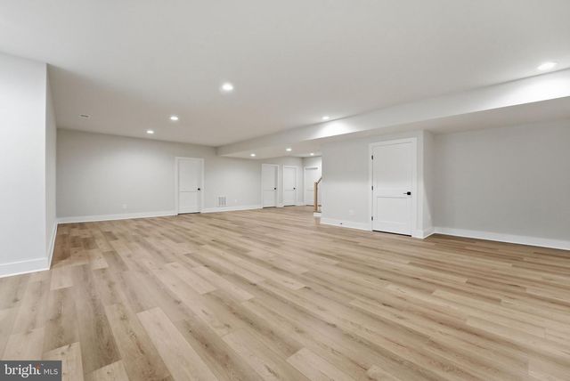 230 TRANQUIL WOOD LN, Winchester, VA 22602