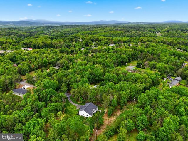 230 TRANQUIL WOOD LN, Winchester, VA 22602