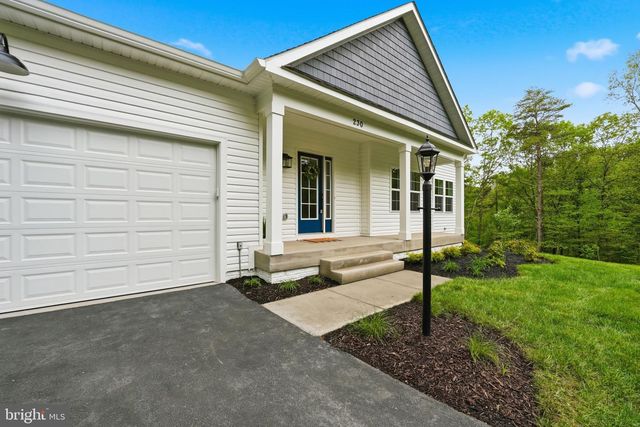230 TRANQUIL WOOD LN, Winchester, VA 22602