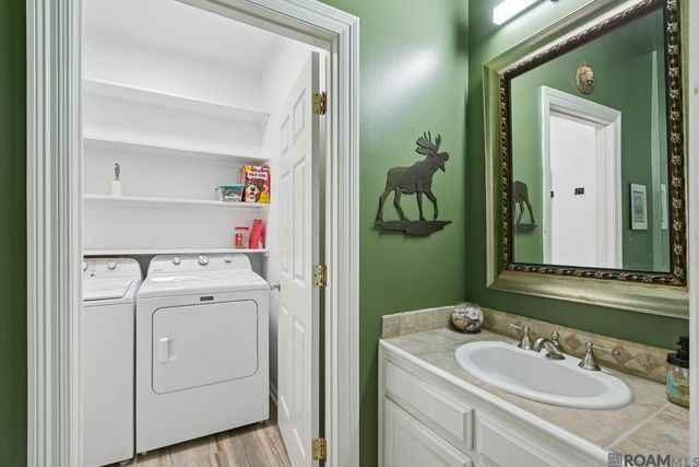 13786 Bayou Terrace Dr, St Amant, LA 70774