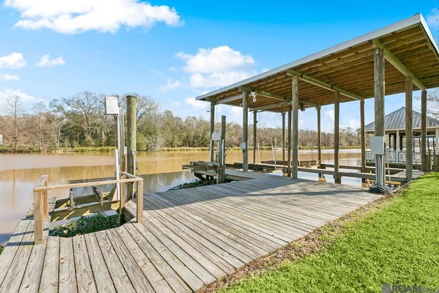 13786 Bayou Terrace Dr, St Amant, LA 70774