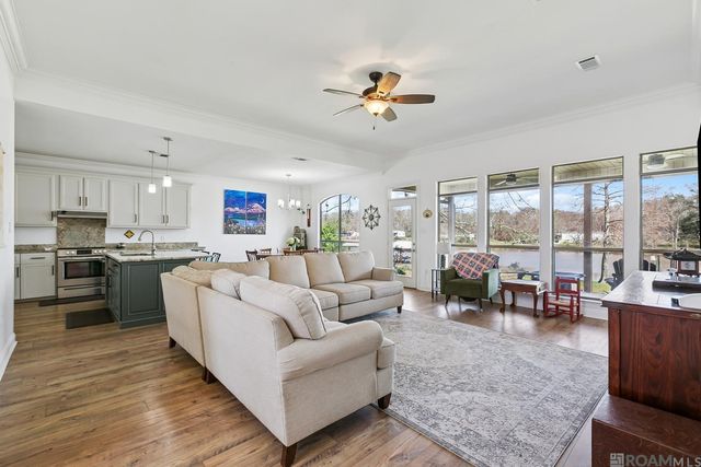 13786 Bayou Terrace Dr, St Amant, LA 70774