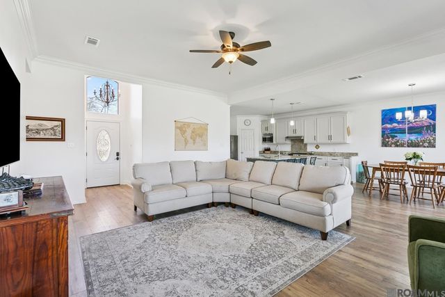 13786 Bayou Terrace Dr, St Amant, LA 70774