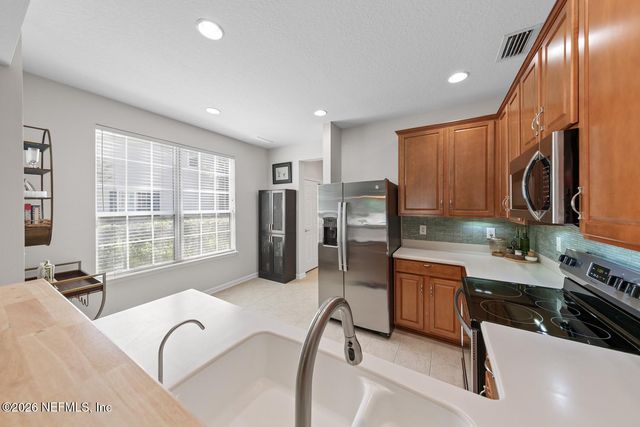 13461 STONE POND Drive, Jacksonville, FL 32224