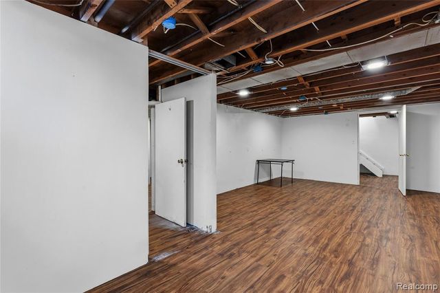 1575 W 13 Mile Road, Madison Heights, MI 48071