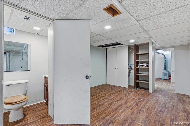 1575 W 13 Mile Road, Madison Heights, MI 48071