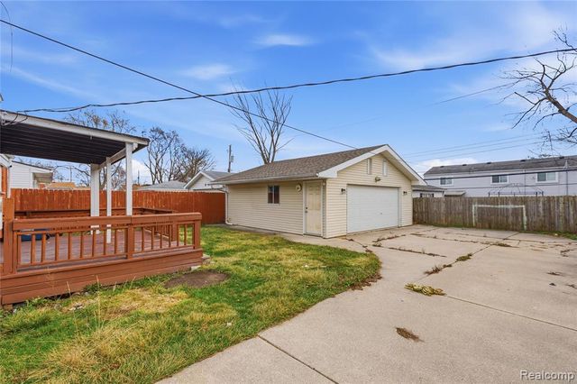 1575 W 13 Mile Road, Madison Heights, MI 48071