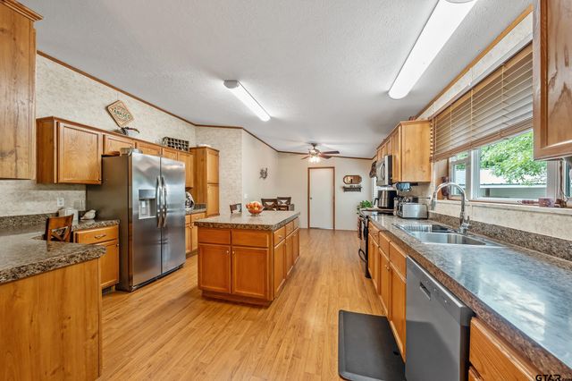 13545 Flagstaff Drive, Tyler, TX 75707