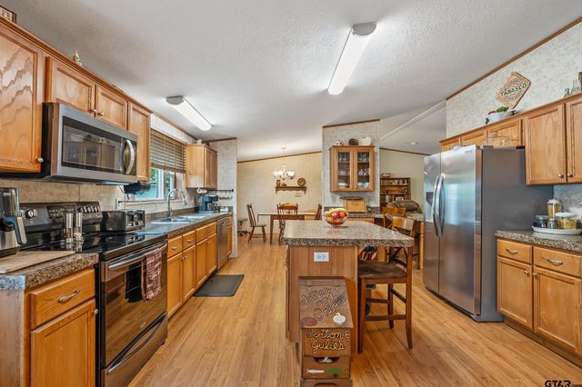 13545 Flagstaff Drive, Tyler, TX 75707