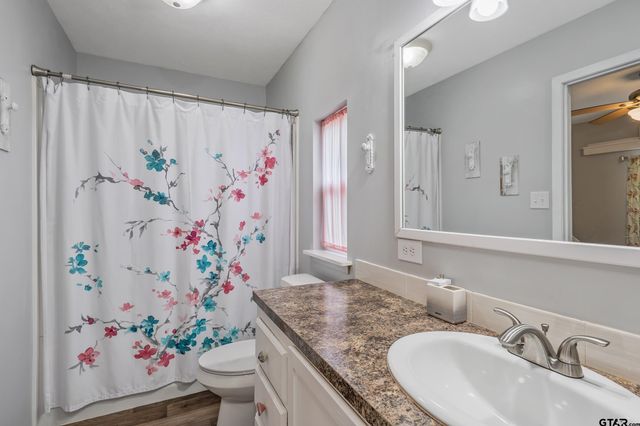 13545 Flagstaff Drive, Tyler, TX 75707