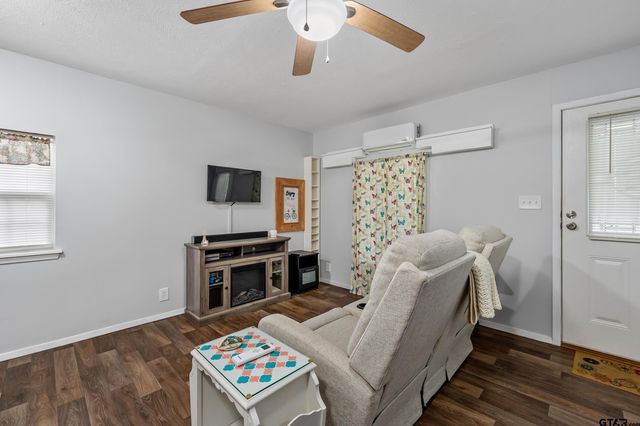 13545 Flagstaff Drive, Tyler, TX 75707