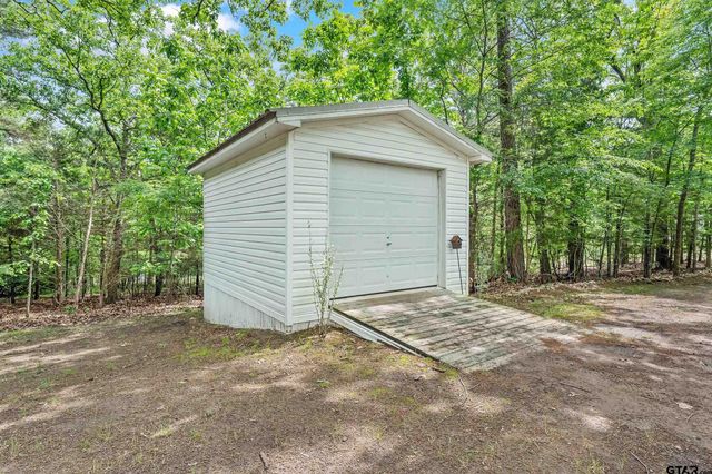 13545 Flagstaff Drive, Tyler, TX 75707
