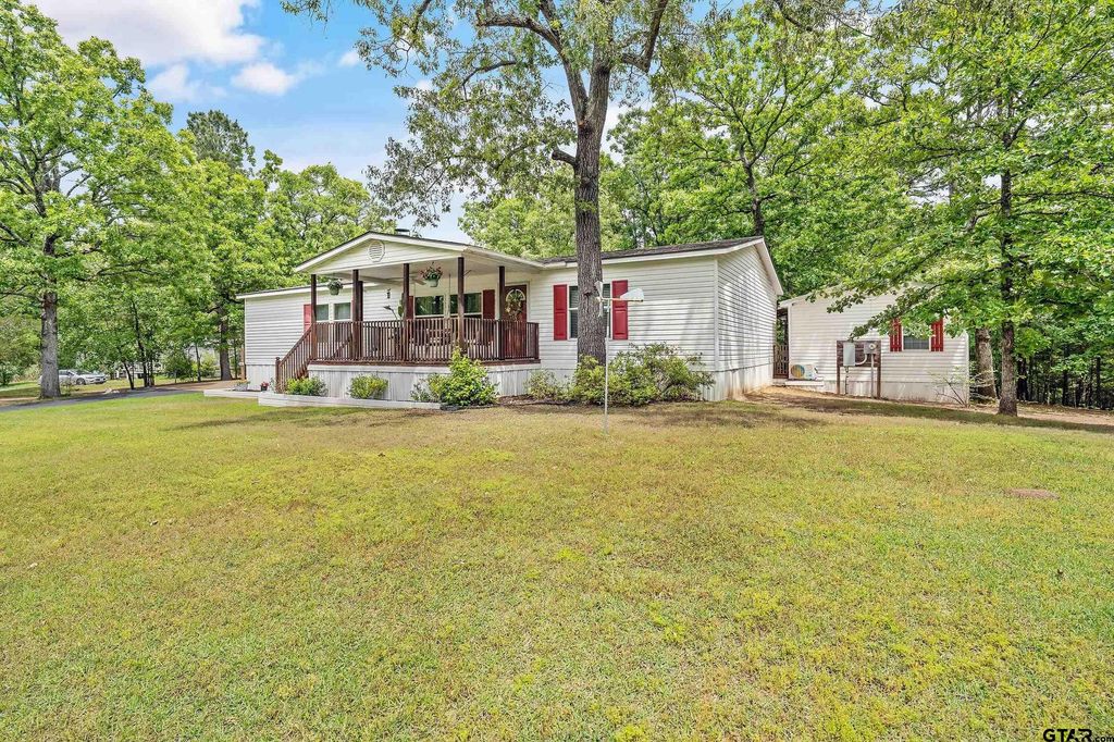 13545 Flagstaff Drive, Tyler, TX 75707