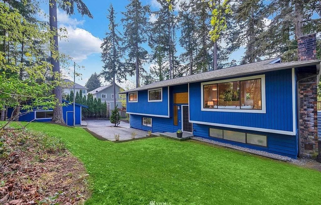 9550 132nd Avenue SE, Renton, WA 98059