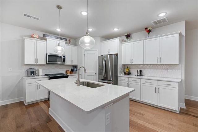 5915 Pinnacle View Road, Cumming, GA 30040