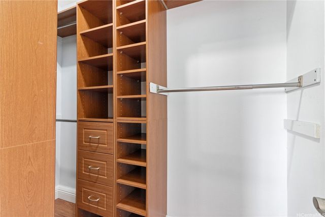 45-588 Keaahala Road, Kaneohe, HI 96744