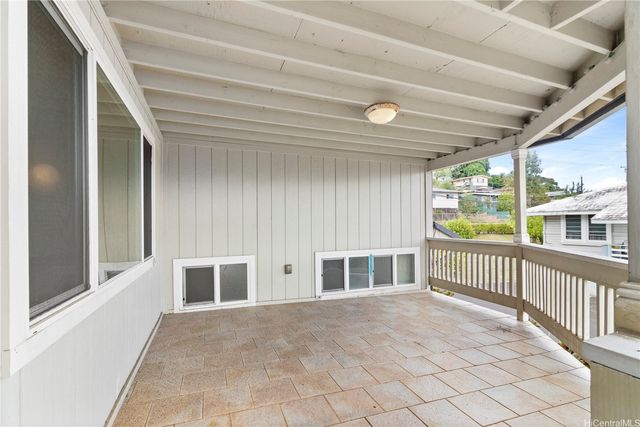 45-588 Keaahala Road, Kaneohe, HI 96744