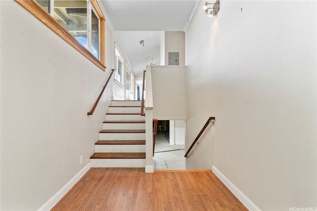 45-588 Keaahala Road, Kaneohe, HI 96744