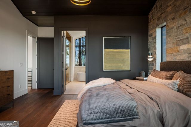 47 Pinhoti Pass, Ellijay, GA 30540