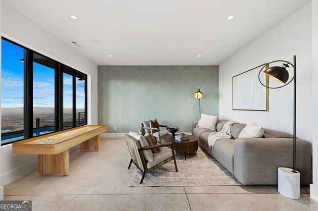 47 Pinhoti Pass, Ellijay, GA 30540