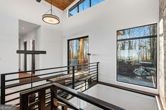 47 Pinhoti Pass, Ellijay, GA 30540