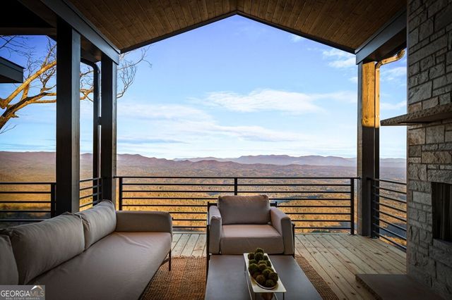 47 Pinhoti Pass, Ellijay, GA 30540