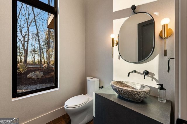 47 Pinhoti Pass, Ellijay, GA 30540