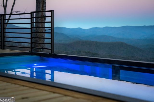 47 Pinhoti Pass, Ellijay, GA 30540