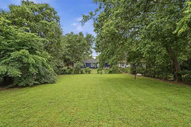 3408 S Hughes Avenue, Fort Worth, TX 76119