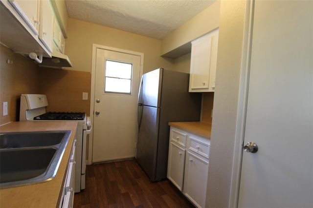 119 Brownell Street S, La Porte, TX 77571