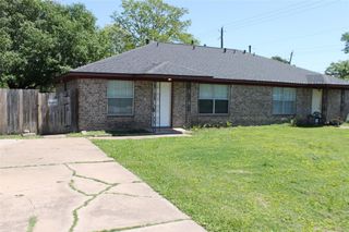119 Brownell Street S, La Porte, TX 77571