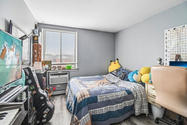 9740 S Pulaski Road 306, Oak Lawn, IL 60453