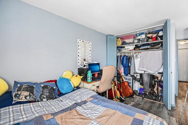 9740 S Pulaski Road 306, Oak Lawn, IL 60453